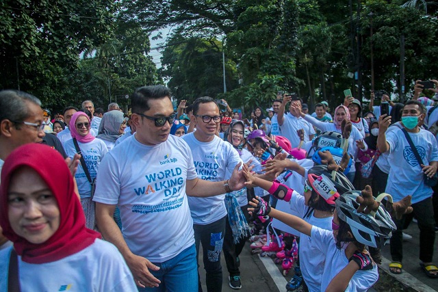 Lewat Skuter, Satpol PP Kota Bogor Siap Antar Jemput Siswa Miskin